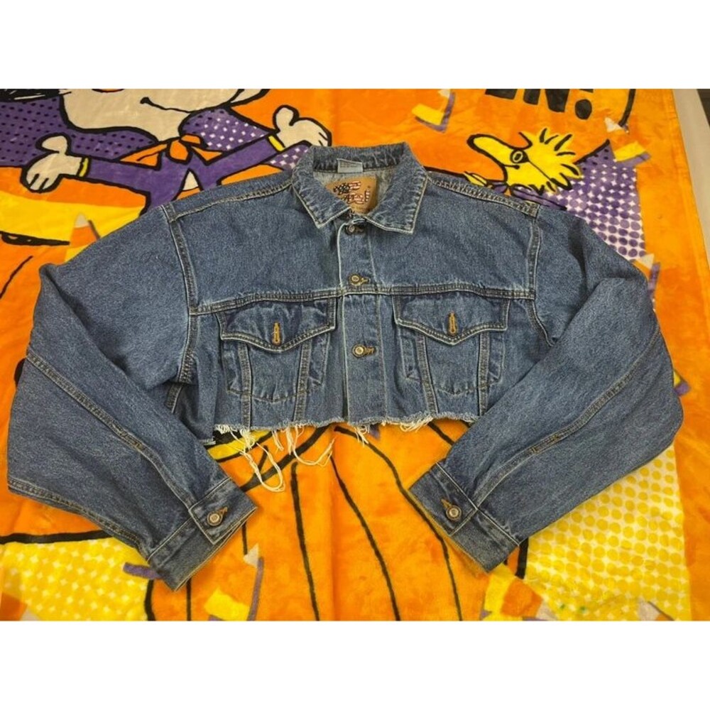 Vintage Y2K Disney Mickey Mouse Friends Embroidered Cropped Denim Jacket
